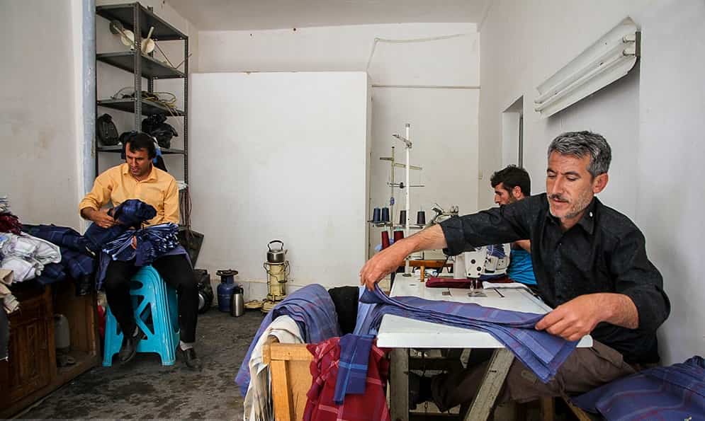 ایده جالب یک جوان کارآفرین و تأسیس ۱۰۱ کارگاه تولید پوشاک در مازندران