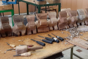 خلق آثار ناب از چوب خشک با دستان یک بانوی کارآفرین